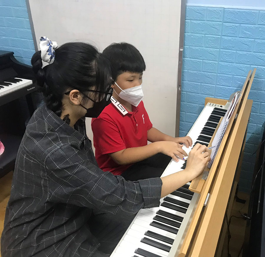 Học đàn piano có khó như bạn nghĩ?